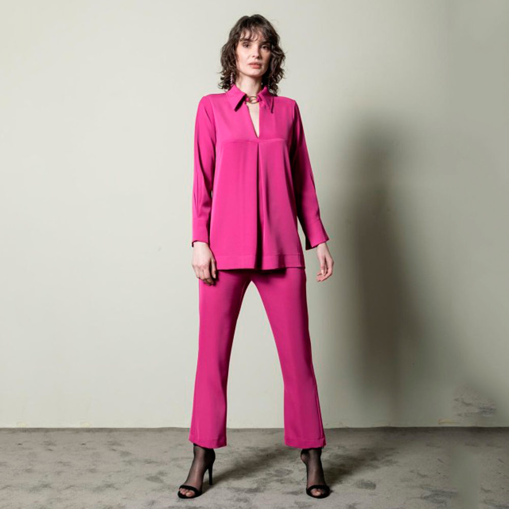 Conjunto blusa y pantalón monocolor Sandro Ferrone en gus gus boutique