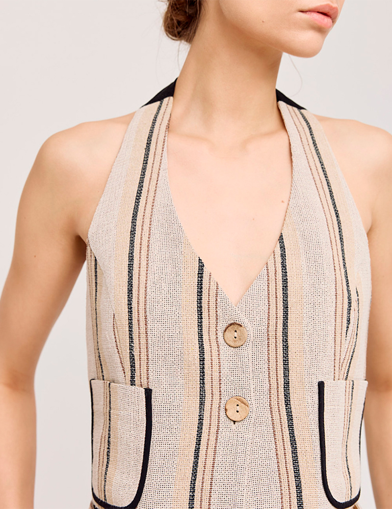Chaleco lino con espalda abierta Access Fashion en gus gus boutique moda joven, moda calle para chicas y mujeres. Moda mujer Access Fashion.