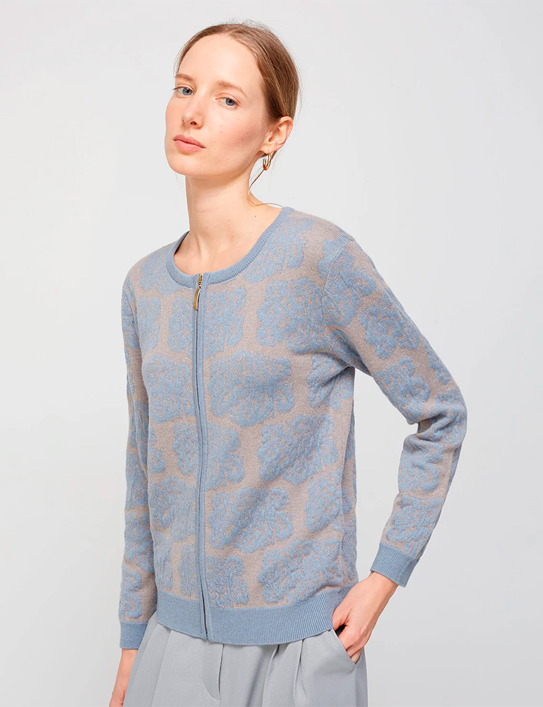 Chaqueta cremallera punto jacquard Escorpion en Gus Gus moda mujer multimarca. Moda mujer para el día a día con calidad y estilo. Moda hecha en España