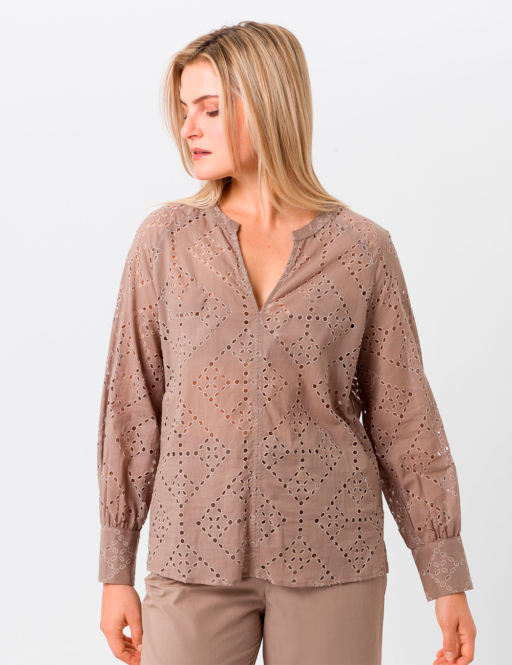 Blusa de manga larga con bordado troquelado Tuzzi
